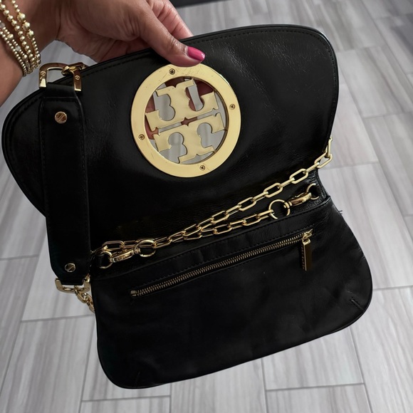 TORY BURCH REVA LEATHER CLUTCH - Picture 4 of 6